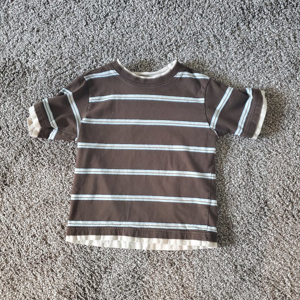 Authentic Graphite T-Shirt Size 6